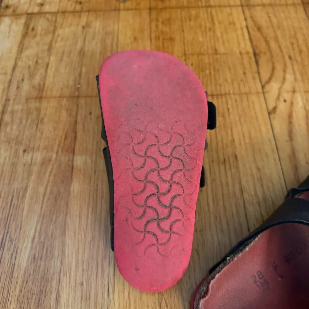 Kids Birkenstock‎ Arizona Black Red Buckle Cork Footbed Sandals Size 28